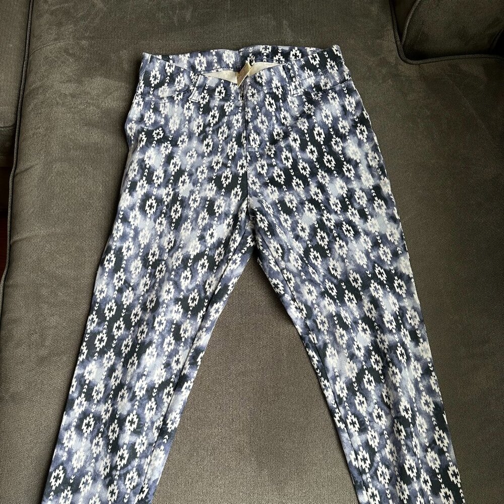 NWT Faded Glory Patterned Jeggings - Small